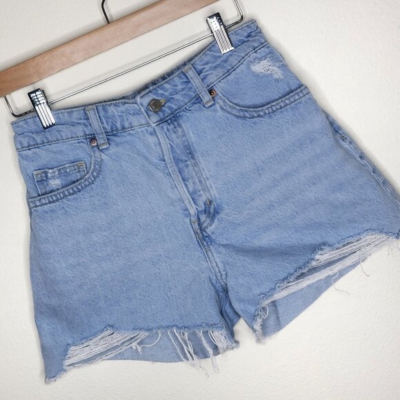 PICK 3 FOR $20 H&M Light Wash Blue Cut Off Denim High Rise Distress Shorts Sz 4 - Picture 5 of 7